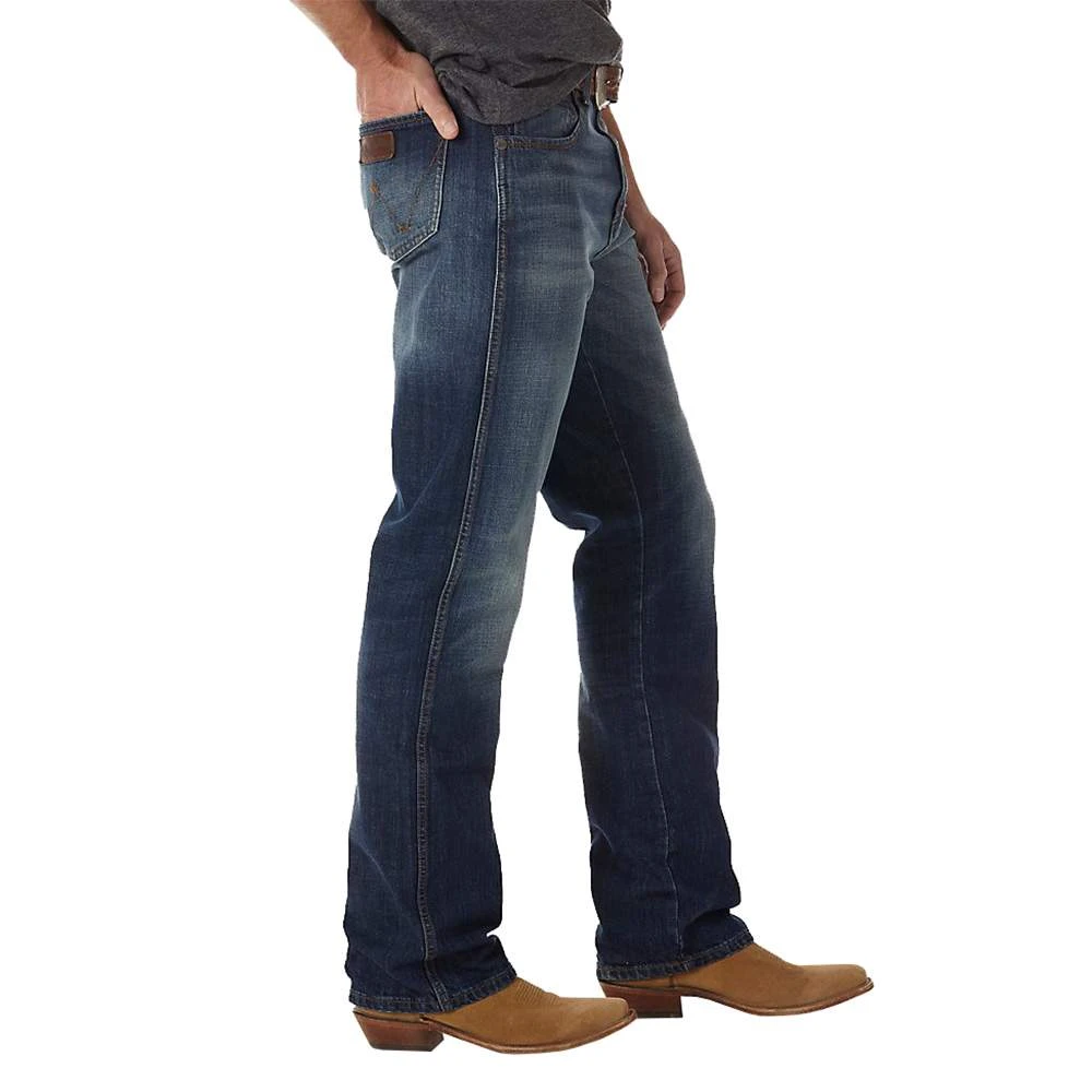 Wrangler Men's Retro Relaxed Fit Bootcut Jean JH Wash 3 Wrangler Men's Retro Relaxed Fit Bootcut Jean JH Wash - Image 3