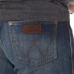 Wrangler Men's Retro Relaxed Fit Bootcut Jean JH Wash 7 Wrangler Men's Retro Relaxed Fit Bootcut Jean JH Wash -jeans shop 10WRT20JH 4