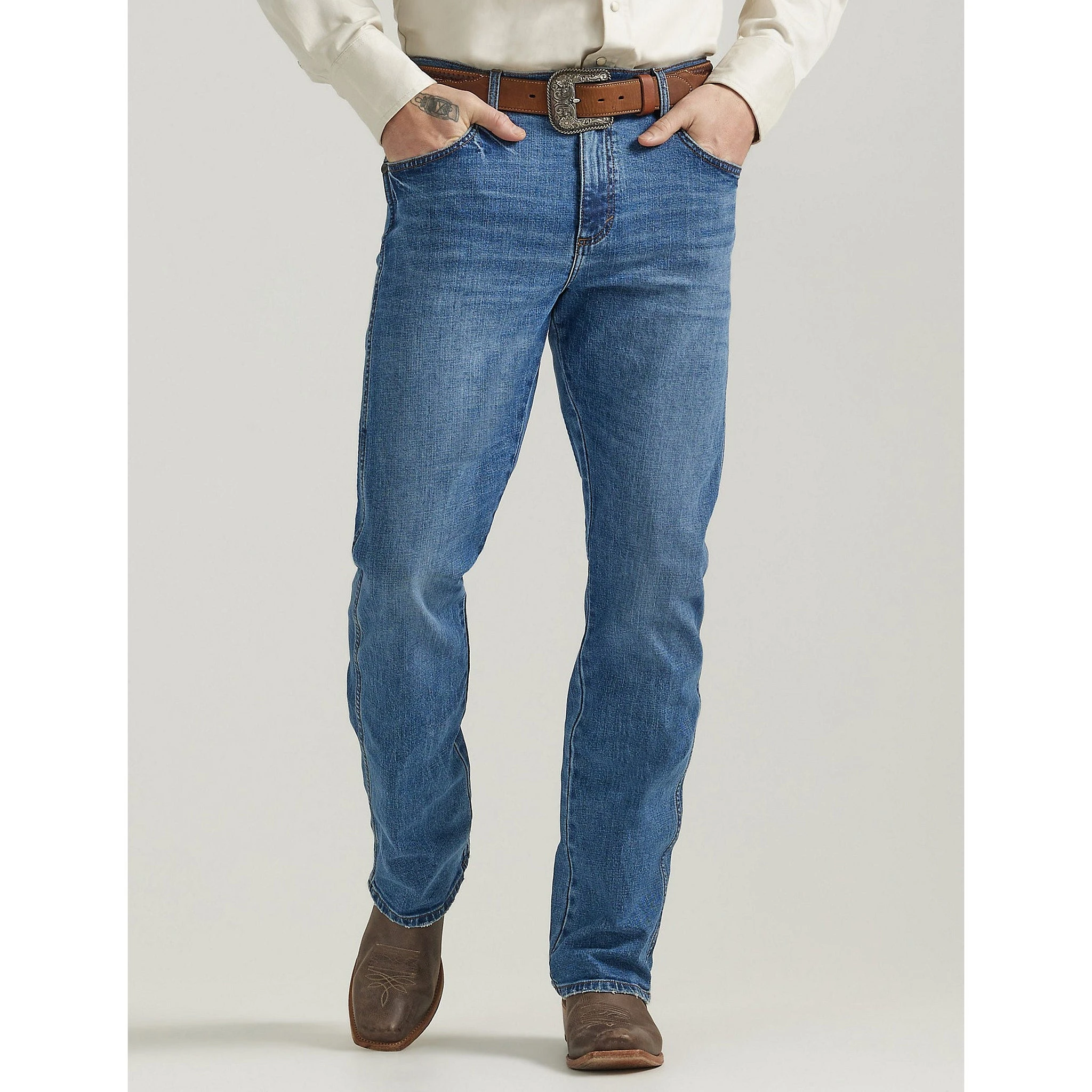 Wrangler Retro Men's Relaxed Fit Bootcut Jeans 2 Wrangler Retro Men's Relaxed Fit Bootcut Jeans - Image 2