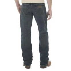 Wrangler Men's 20X 02 Competition Advance Comfort Jeans