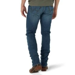 Wrangler Men's Retro 88 Slim Straight Jeans